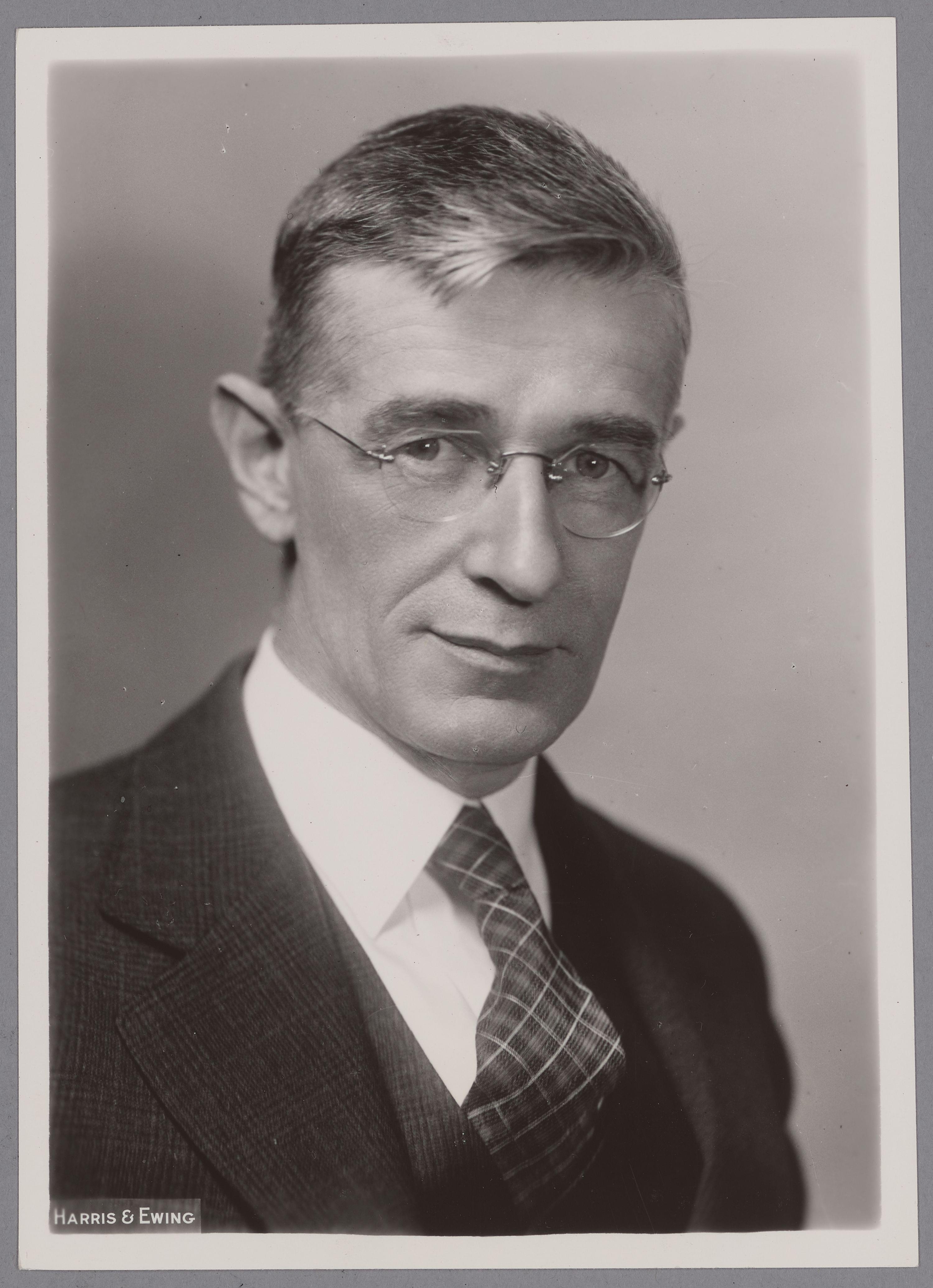 Portrait of Vannevar Bush.